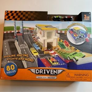 Driven 2 in 1 Race Track - New!